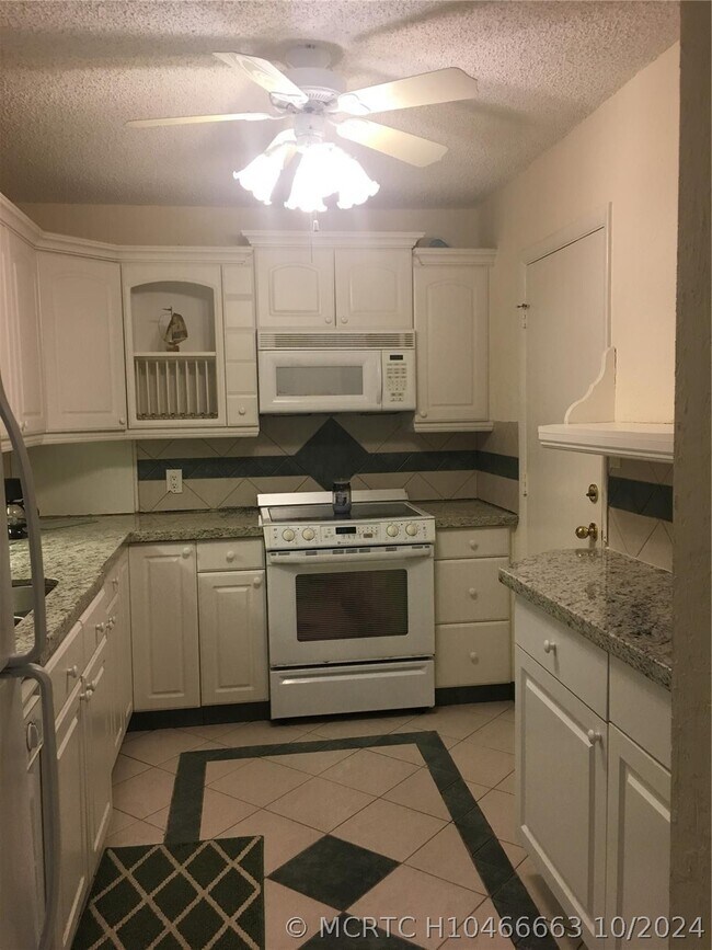 801 S Ocean Dr Unit 905