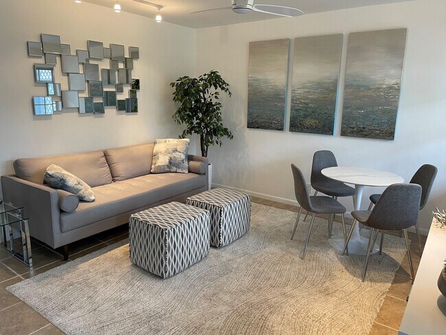 Photo - 234 Oleander Ave Unidad 2