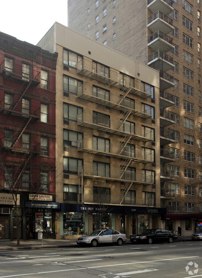 Photo - 1570 First Ave