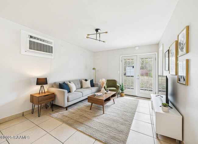 Photo - 508 General Mouton Ave