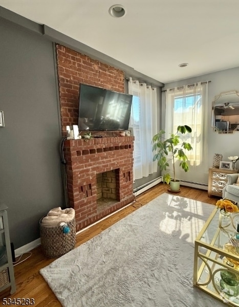 Building Photo - 650 1st St Rental