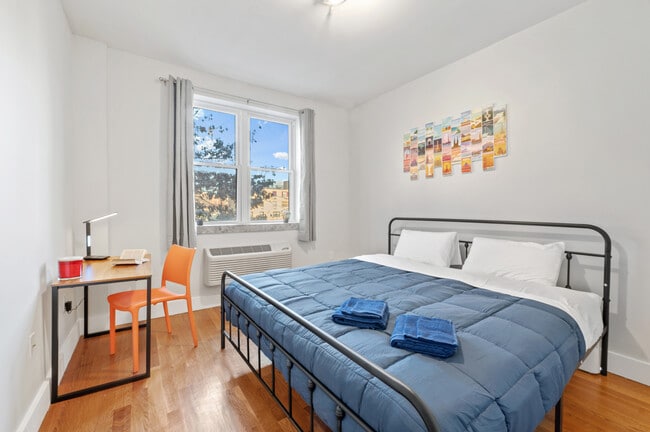 26A Scholes St