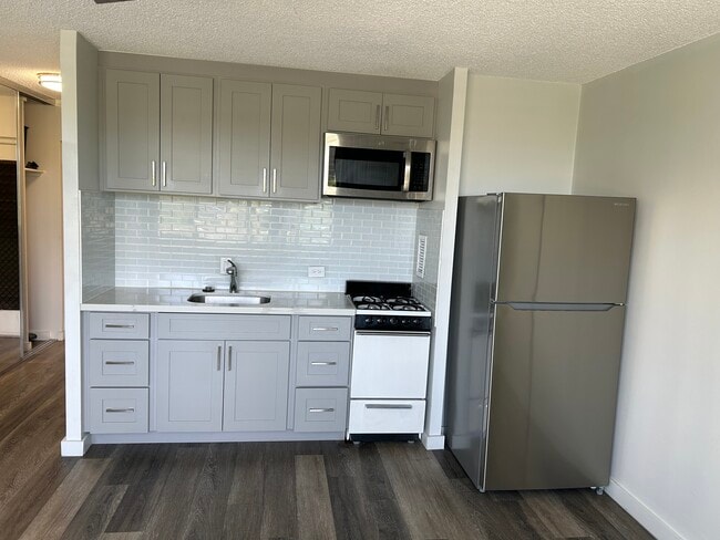 Photo - 1550 Wilder Ave Unit Punahou Gardens