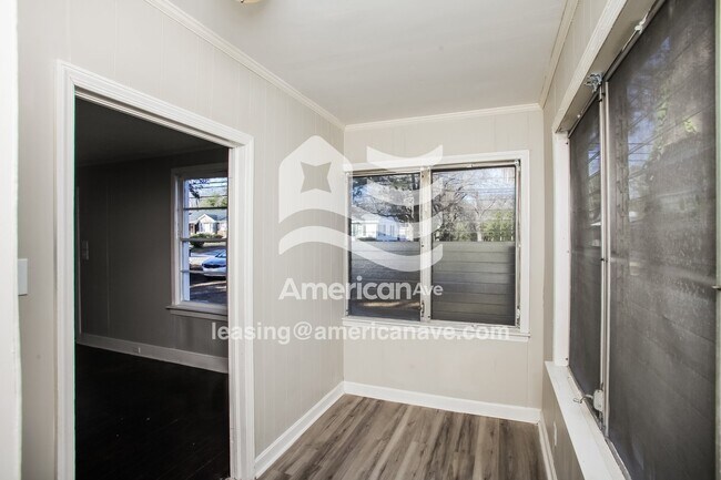 Photo - 1736 Columbia College Dr