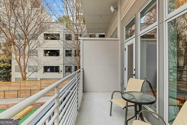 Building Photo - 208 12th St NE Rental