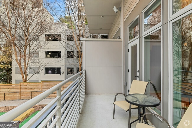 Building Photo - 208 12th St NE Rental