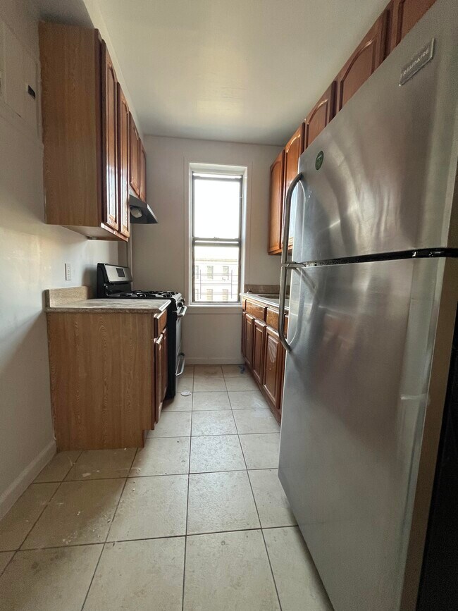 Photo - 600 W 187th St Unidad 54