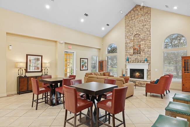 Ironwood Crossing Apartments & Townhomes