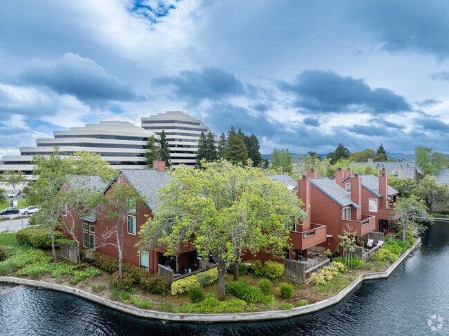 Building Photo - Harbortown Apartments