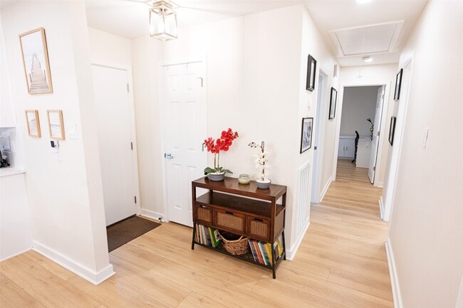 Photo - 42 S Waxberry Rd