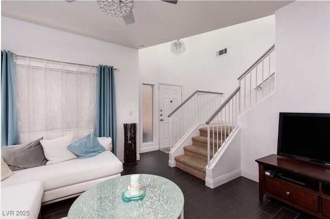 Photo - 6513 Angel Mountain Ave