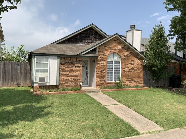 Building Photo - 2135 Goodrich Dr Rental
