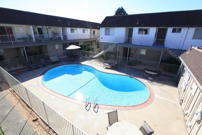 Photo - El Paseo de Saratoga Manor