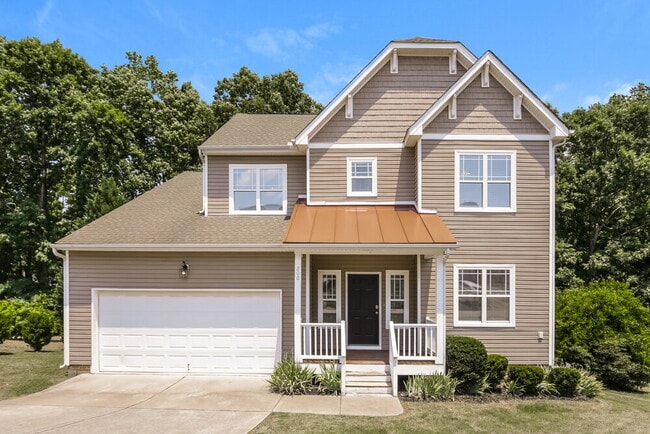 Building Photo - 200 Willowbrook Cir