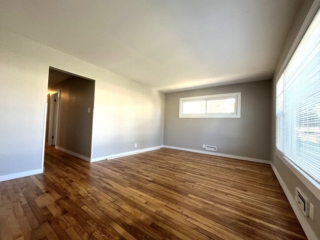 Photo - 8919 W Hampton Ave Unit Upper