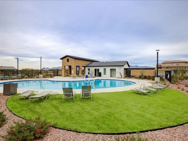 3 Bedroom 2 Bathroom With an additional Flex room!!! - 3 Bedroom 2 Bathroom With an additional Flex room!!!