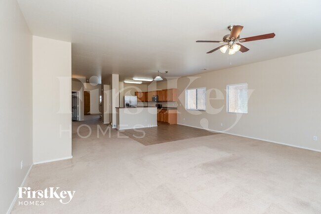 Photo - 239 E Saddle Way