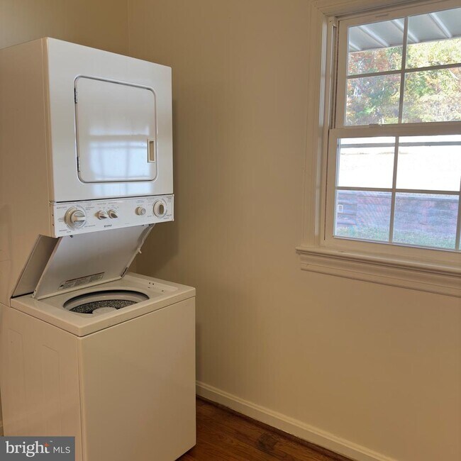 60 Central Square Dr House House Rental in Prince Frederick, MD