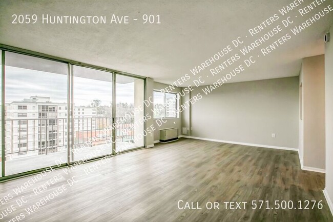 Renovated 9th-Floor Studio w/ Panoramic Ci... - Renovated 9th-Floor Studio w/ Panoramic Ci... House