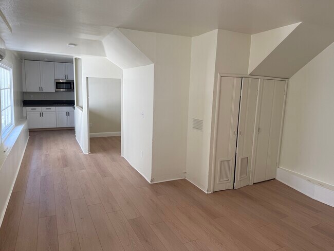 Photo - 2210 Capitol Ave