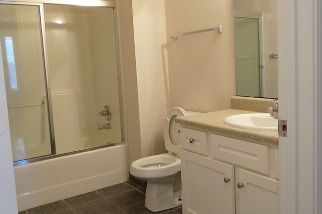 Lg 1 BR