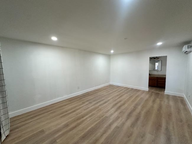 Photo - 1078 E White Mountain Blvd Unit 32