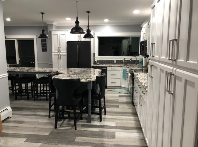 Photo - 46 Irving St