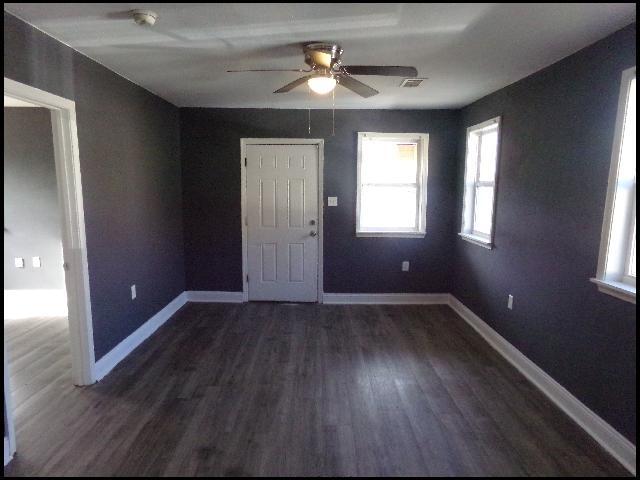 Photo - 2323 S Spring St