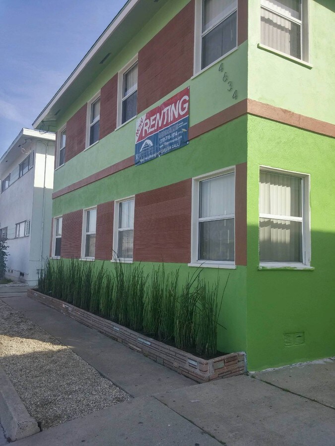Photo - 4634 W El Segundo Blvd