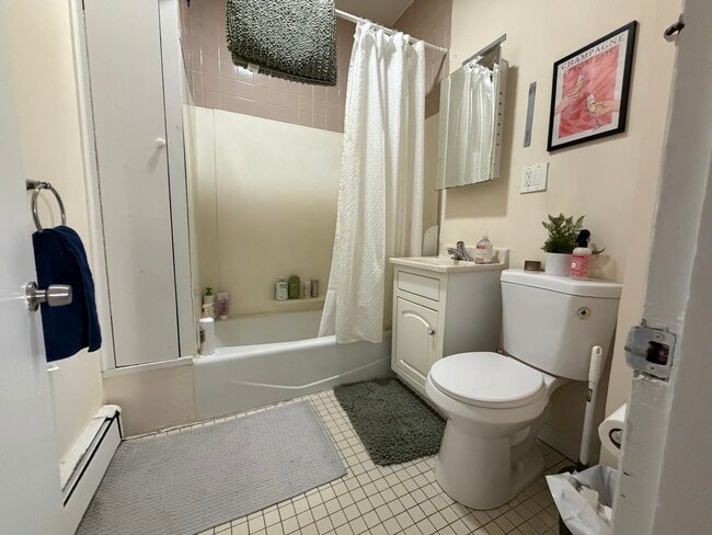 Photo - 68 Winchester St Unit 1