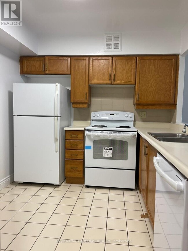 Photo - 22 Southport St Unit 926