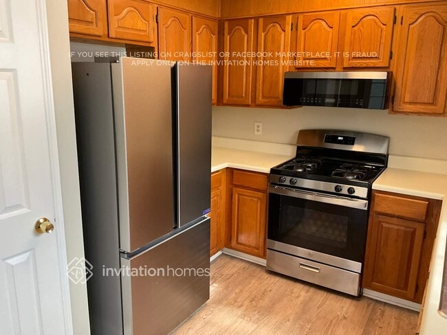 Photo - 2712 Inverloch Cir