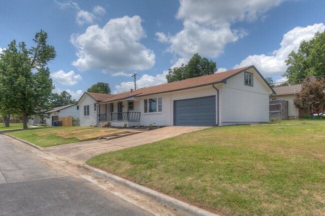 Photo - 2508 S Irvington Ave