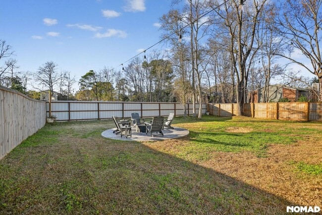 Photo - 8705 Jenny Lind St