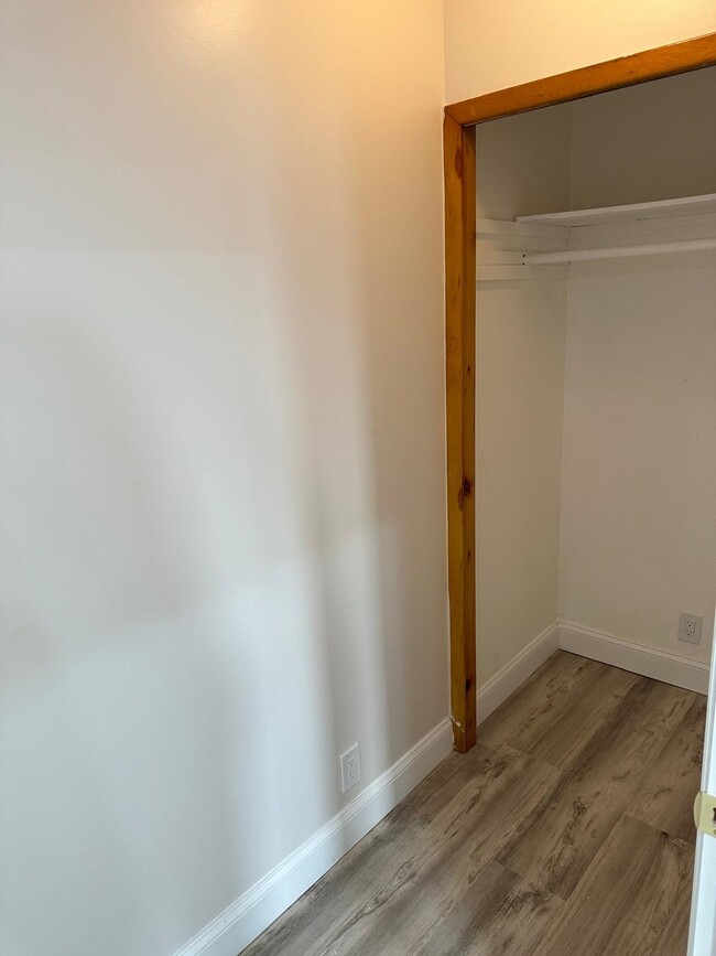 Photo - 143 W 26th St Unit 2