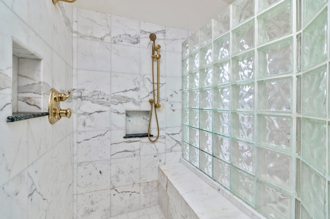 Photo - 1553 Green Oak Rd