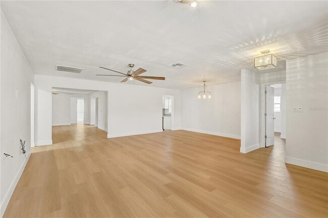 Photo - 7012 Pin Cherry Ln