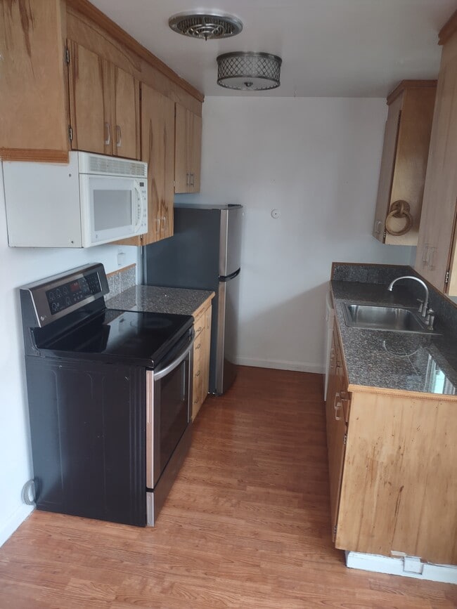 Photo - Mar Vista Apartments