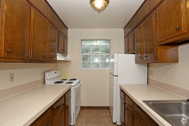 Photo - Lawrence Terrace