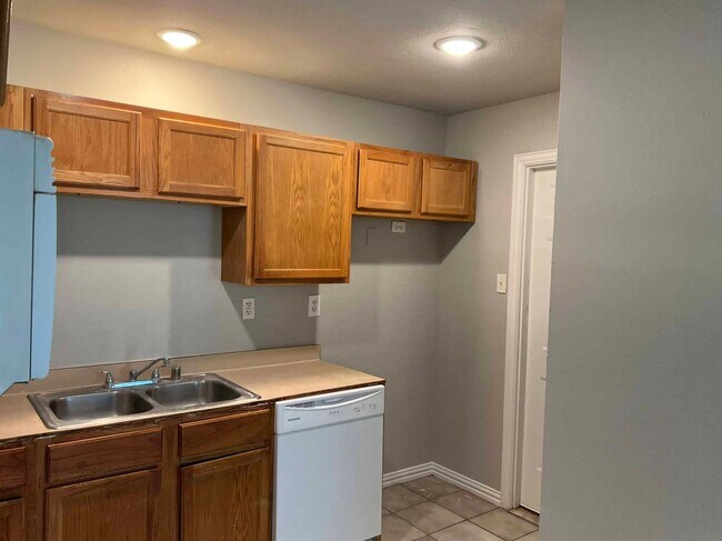 Photo - 432-434 Chestnut Lane Unit 434
