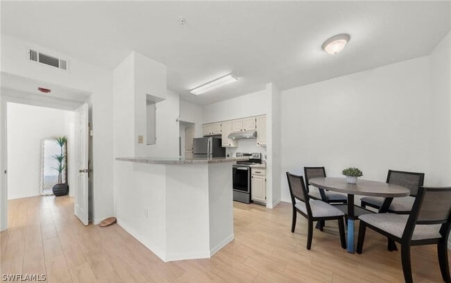 Building Photo - 23500 Walden Center Dr Unit 206