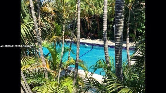 Photo - 645 NE 77th St Unidad 16