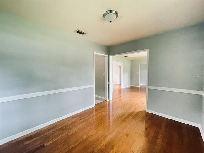 Photo - 1039 S Frankland Rd