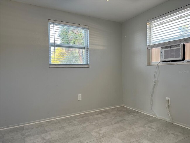 Photo - 351 50th Ave N