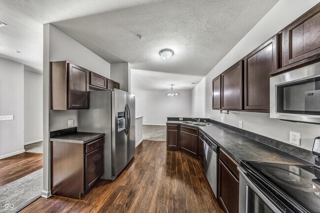 Photo - 12030 Zircon Ln Unidad 1000