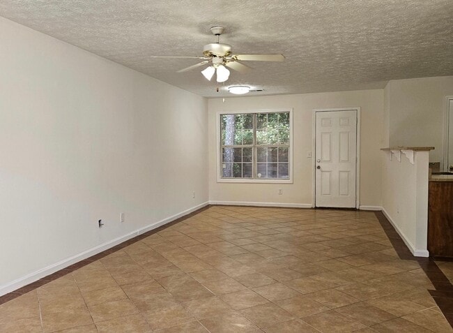 Photo - 3172 Creekwood Dr