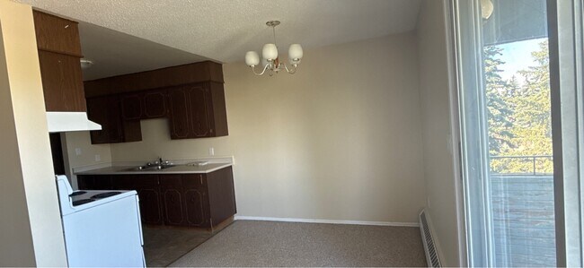 Photo - 5310-5346 46 St Unit WB-1308