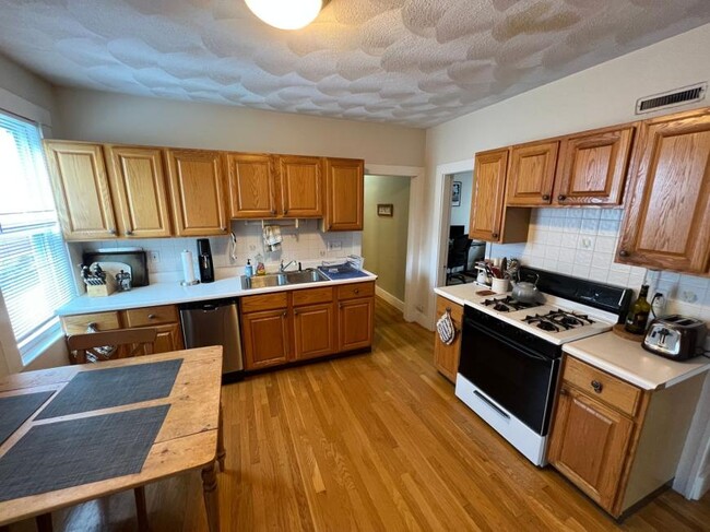 Photo - 2.0 bedroom in Somerville Massachusetts 02144 Unit U1