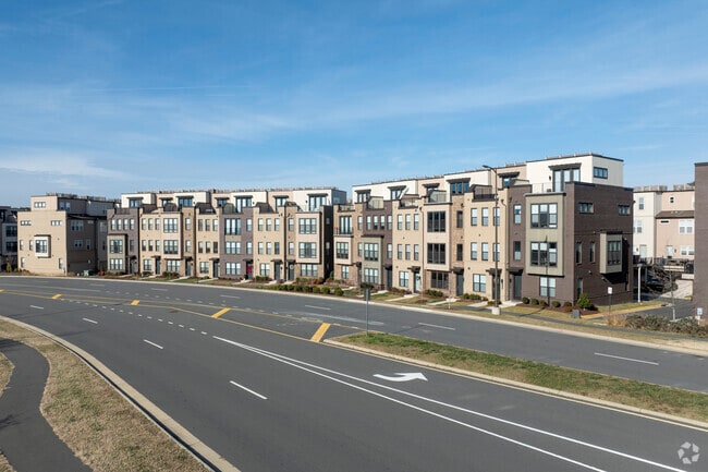 Alternate - Commonwealth Place at Westfields