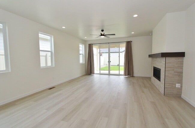 Photo - Immaculate Single-Level Home in Hope Springs